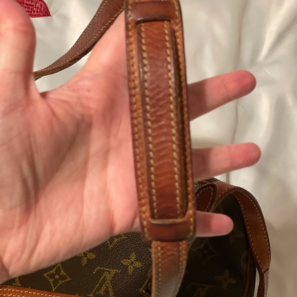 Authentic vintage Louis Vuitton Monogram Bag - Picture 8 of 15